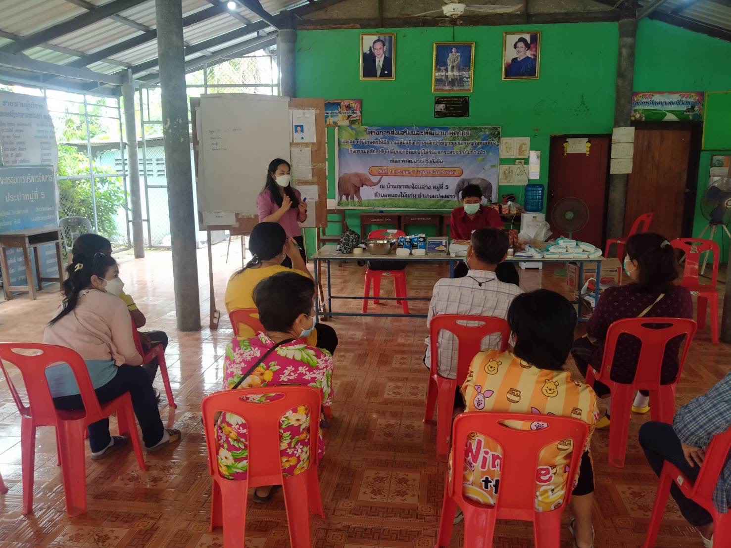 ???พช.ฉะเชิงเทรา ดำเนินโครงการส่งเสริมและพัฒนาเกษตรกร และสถาบันเกษตรให้มีความเข้มแข็งตามหลักปรัชญาของเศรษฐกิจพอเพียง