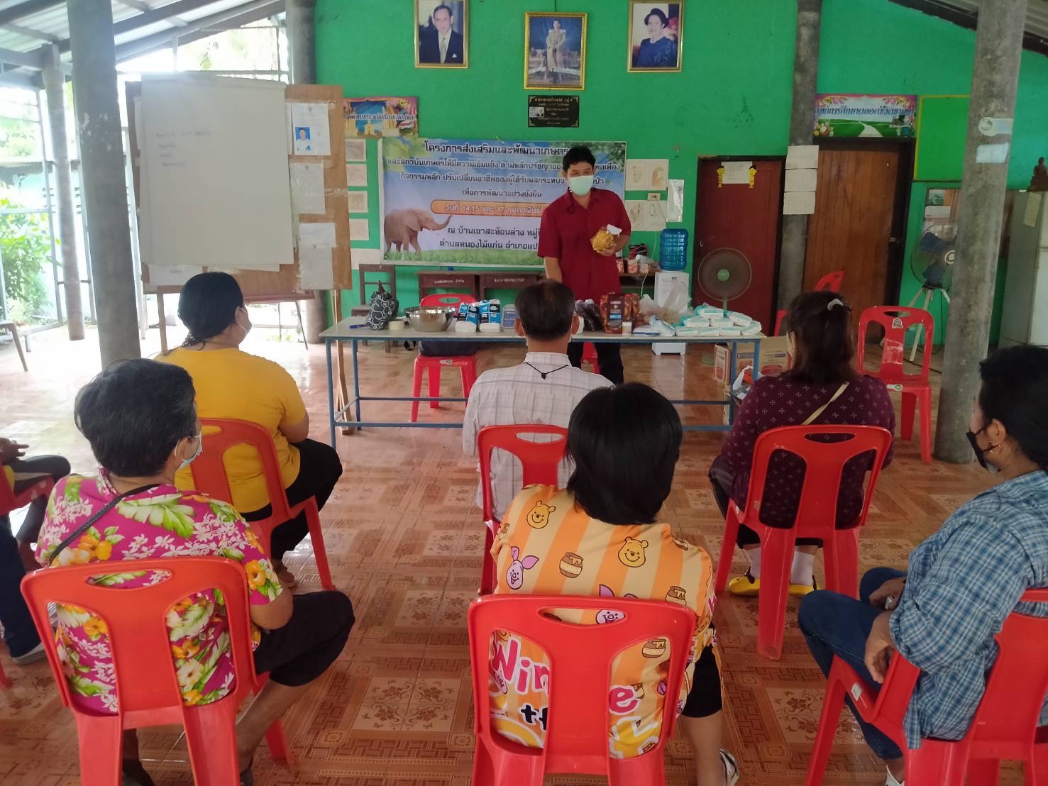 ???พช.ฉะเชิงเทรา ดำเนินโครงการส่งเสริมและพัฒนาเกษตรกร และสถาบันเกษตรให้มีความเข้มแข็งตามหลักปรัชญาของเศรษฐกิจพอเพียง