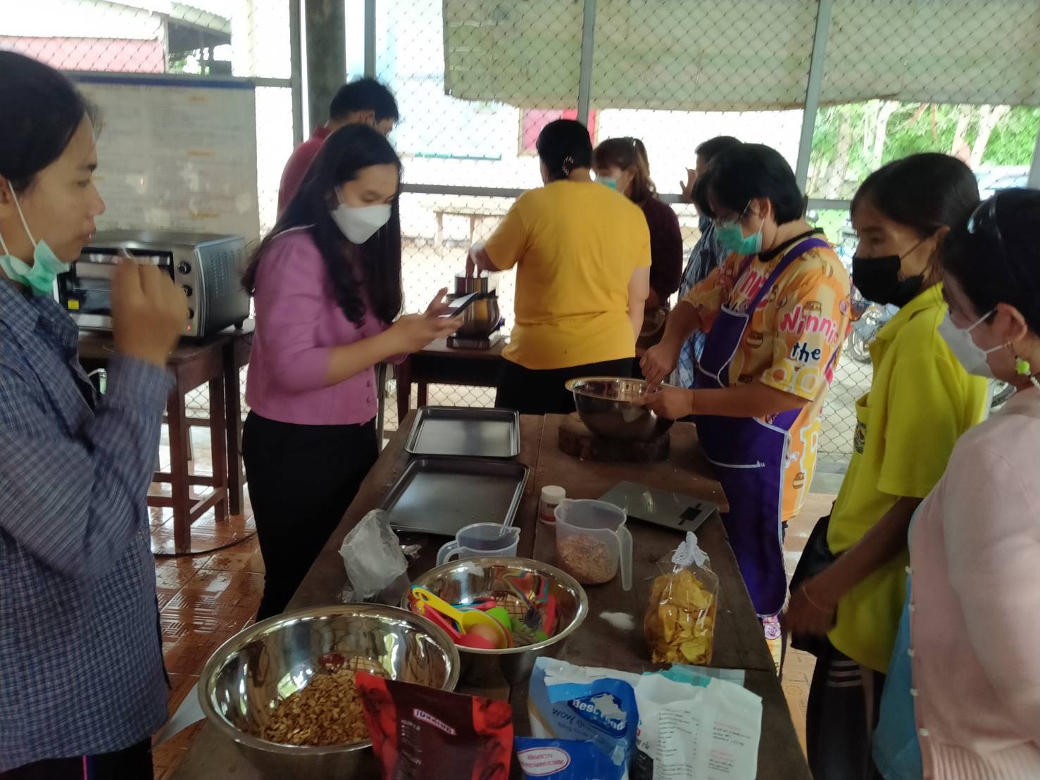 ???พช.ฉะเชิงเทรา ดำเนินโครงการส่งเสริมและพัฒนาเกษตรกร และสถาบันเกษตรให้มีความเข้มแข็งตามหลักปรัชญาของเศรษฐกิจพอเพียง