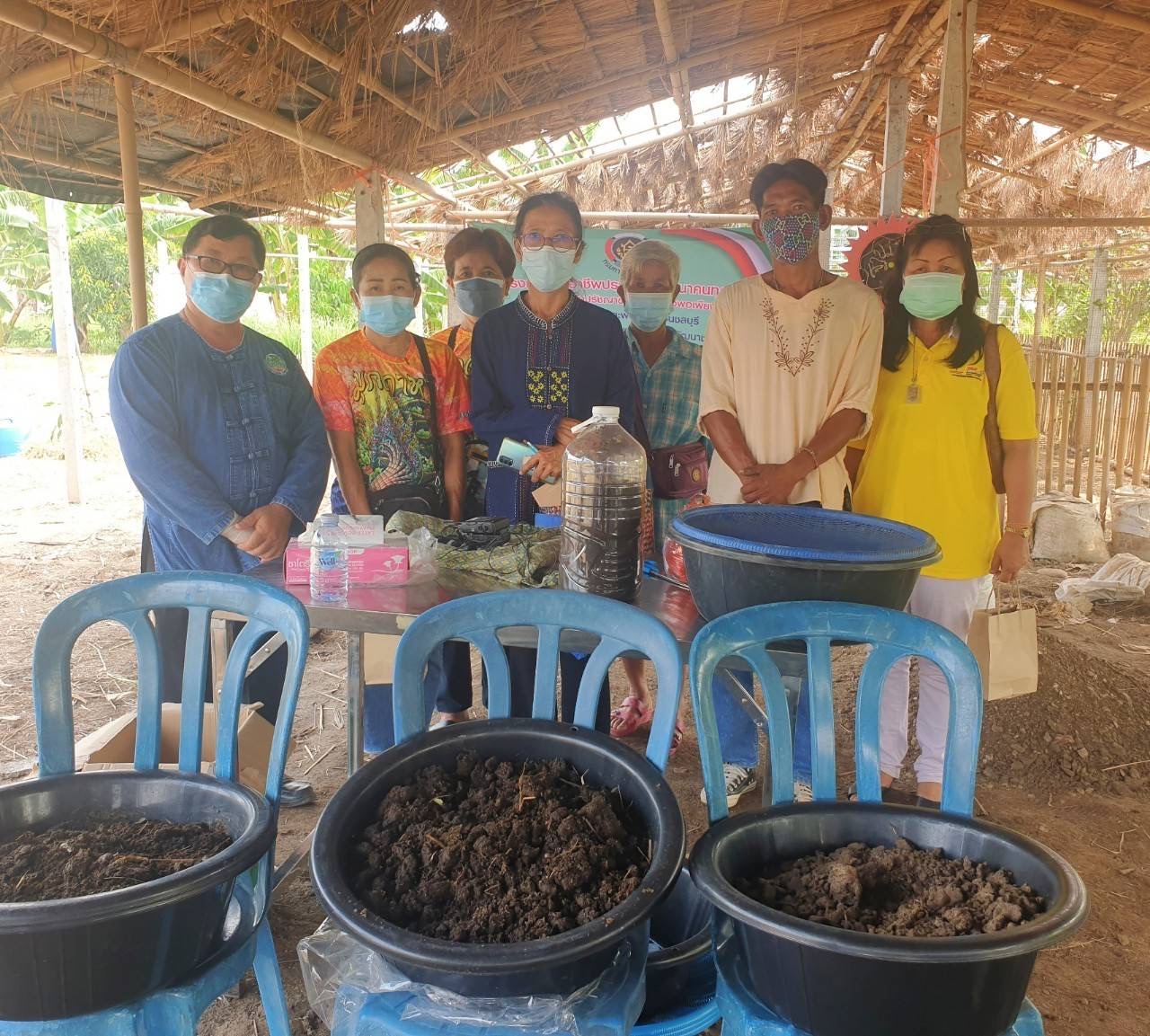 ???พช.ฉะเชิงเทรา จัดกิจกรรมฝึกอบรม โครงการฝึกอาชีพประชาชนพัฒนาคนทุกช่วงวัยตามหลักปรัชญาของเศรษฐกิจพอเพียง รุ่นที่ 1 และ รุ่นที่ 2