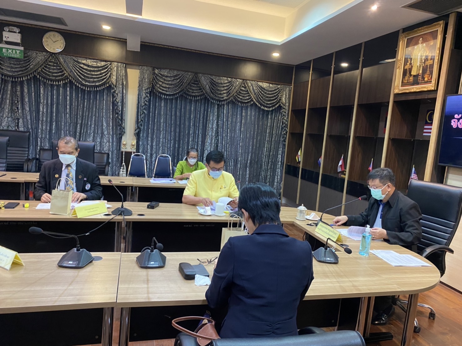 ?????พช.ฉะเชิงเทรา ประชุมคณะกรรมการบริหารกองทุนพัฒนาเด็กชนบท ในพระราชูปถัมภ์สมเด็จพระเทพรัตนราชสุดาฯ สยามบรมราชกุมารี จังหวัดฉะเชิงเทราครั้งที่ 1/2565