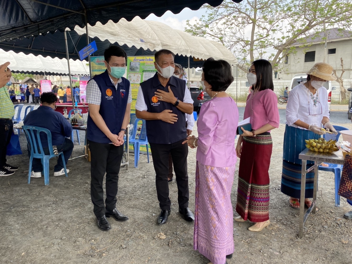 ???‍???พช.ฉะเชิงเทรา จัดกิจกรรมวันสตรีสากล ประจำปี 2565โครงการรวมพลังสตรี สร้างอาชีพเสริม เพิ่มรายได้ กิจกรรมรวมพลังสตรี ปลูกพืช ปลูกผัก และกิจกรรมส่งเสริมช่องทางการตลาดกลุ่มอาชีพกองทุนพัฒนาบทบาทสตรี ครั้งที่ 6