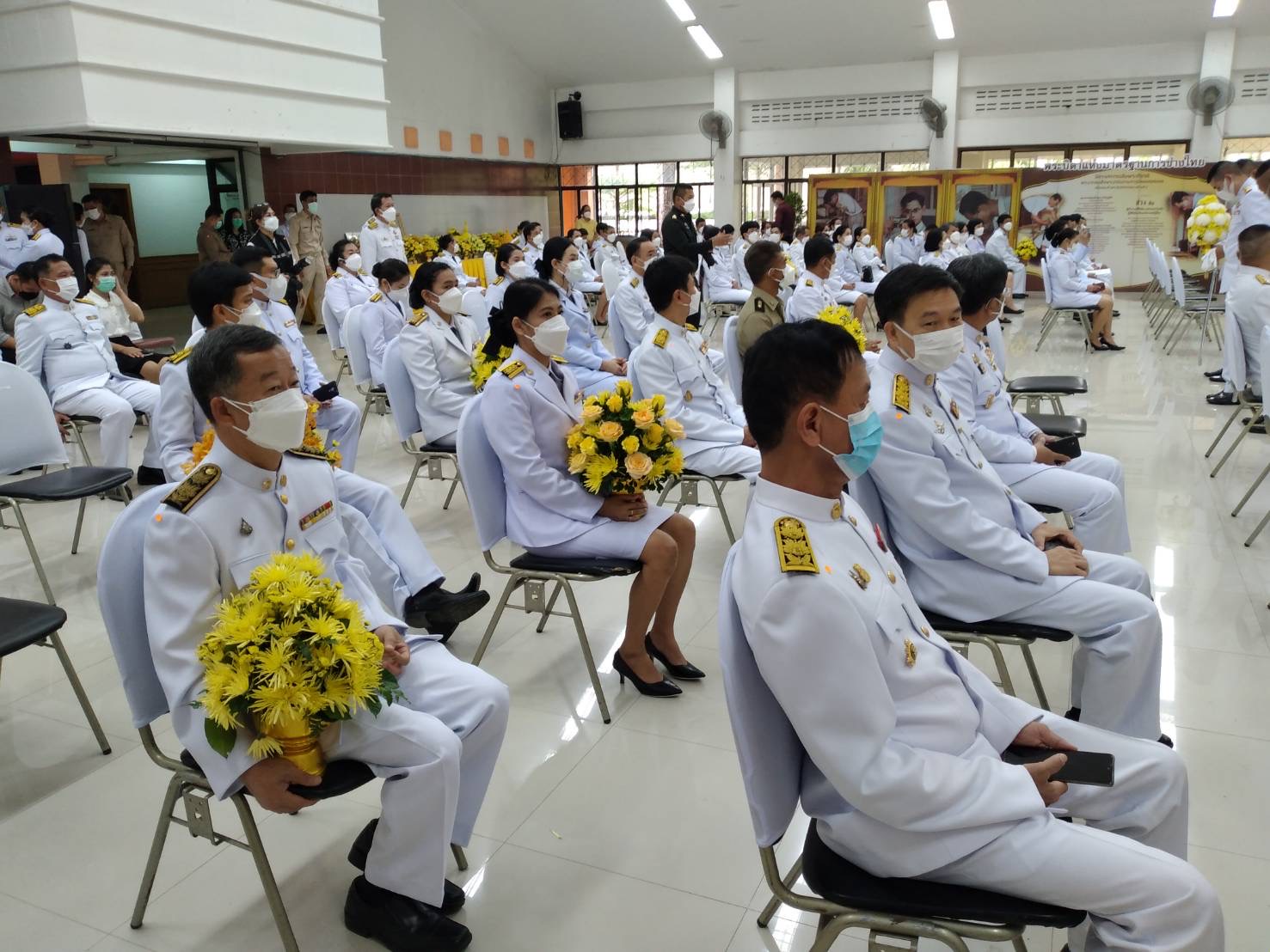 ??⚙️พช.ฉะเชิงเทรา ร่วมงานวันมาตรฐานฝีมือแรงงานแห่งชาติ พิธีถวายราชสักการะแด่ พระบาทสมเด็จพระบรมชนกาธิเบศร มหาภูมิพลอดุลยเดชมหาราช บรมนาถบพิตร พระบิดาแห่งมาตรฐานการช่างไทย