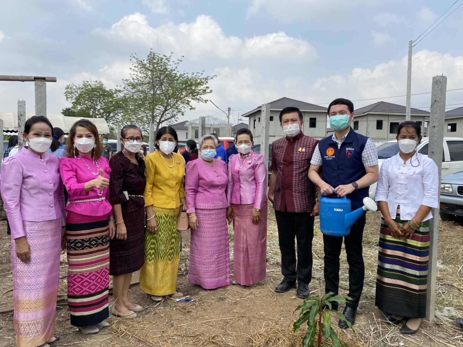 ???‍???พช.ฉะเชิงเทรา จัดกิจกรรมวันสตรีสากล ประจำปี 2565โครงการรวมพลังสตรี สร้างอาชีพเสริม เพิ่มรายได้ กิจกรรมรวมพลังสตรี ปลูกพืช ปลูกผัก และกิจกรรมส่งเสริมช่องทางการตลาดกลุ่มอาชีพกองทุนพัฒนาบทบาทสตรี ครั้งที่ 6