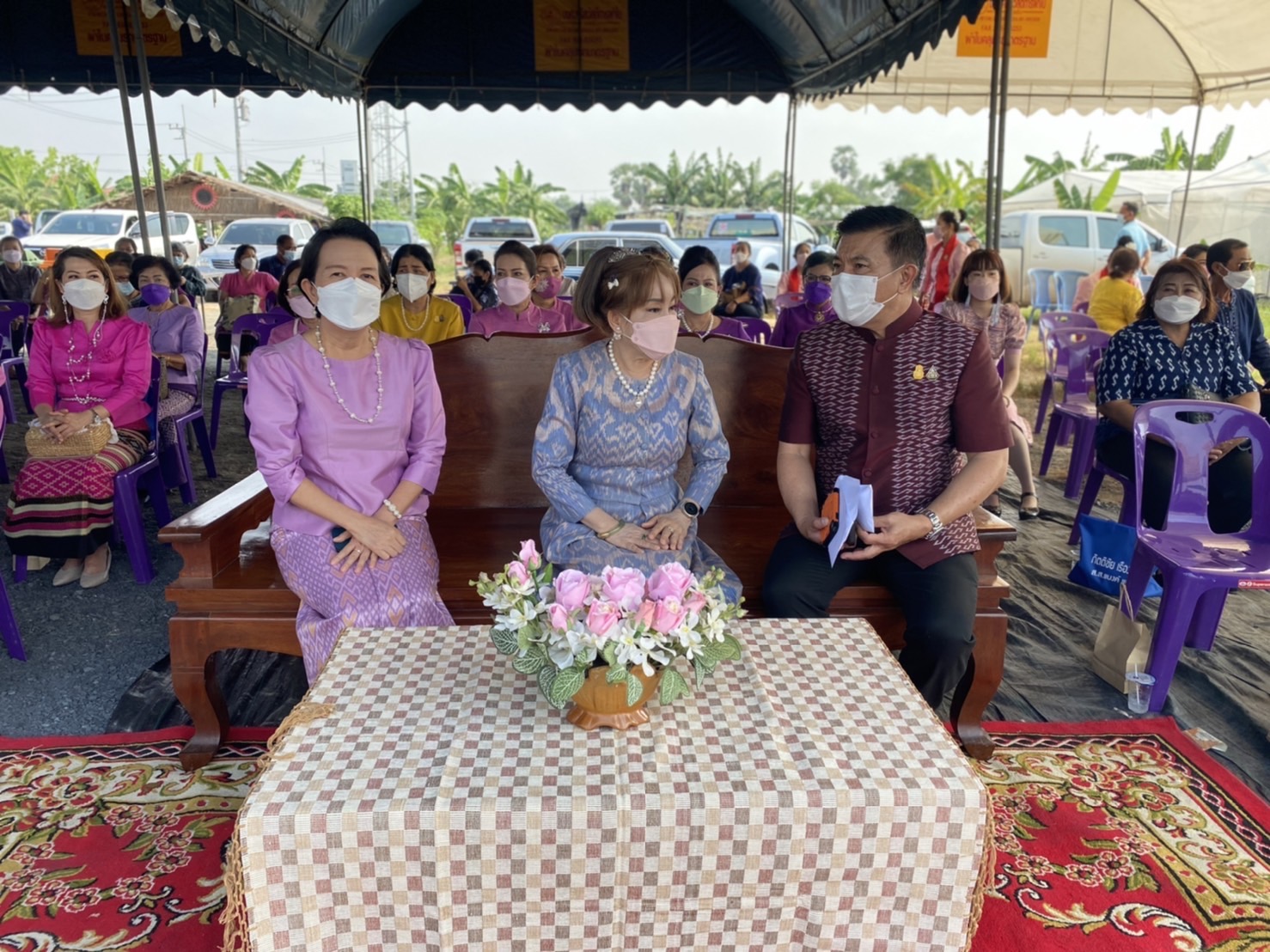 ???‍???พช.ฉะเชิงเทรา จัดกิจกรรมวันสตรีสากล ประจำปี 2565โครงการรวมพลังสตรี สร้างอาชีพเสริม เพิ่มรายได้ กิจกรรมรวมพลังสตรี ปลูกพืช ปลูกผัก และกิจกรรมส่งเสริมช่องทางการตลาดกลุ่มอาชีพกองทุนพัฒนาบทบาทสตรี ครั้งที่ 6