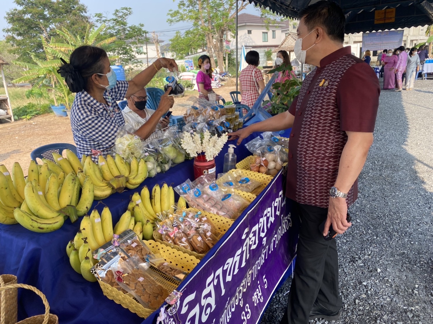 ???‍???พช.ฉะเชิงเทรา จัดกิจกรรมวันสตรีสากล ประจำปี 2565โครงการรวมพลังสตรี สร้างอาชีพเสริม เพิ่มรายได้ กิจกรรมรวมพลังสตรี ปลูกพืช ปลูกผัก และกิจกรรมส่งเสริมช่องทางการตลาดกลุ่มอาชีพกองทุนพัฒนาบทบาทสตรี ครั้งที่ 6