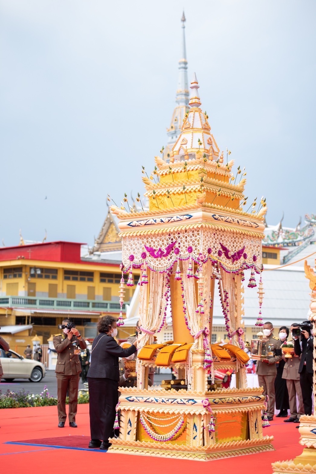 ??พช.ฉะเชิงเทรา ร่วมพิธีพระราชทานเพลิงศพพระธรรมมังคลาจารย์ (ประยงค์ ปิยวณฺโณ)
