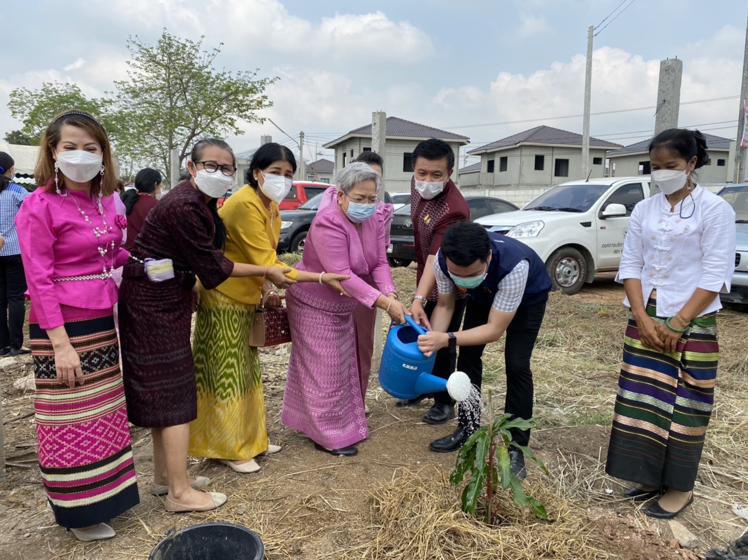 ???‍???พช.ฉะเชิงเทรา จัดกิจกรรมวันสตรีสากล ประจำปี 2565โครงการรวมพลังสตรี สร้างอาชีพเสริม เพิ่มรายได้ กิจกรรมรวมพลังสตรี ปลูกพืช ปลูกผัก และกิจกรรมส่งเสริมช่องทางการตลาดกลุ่มอาชีพกองทุนพัฒนาบทบาทสตรี ครั้งที่ 6