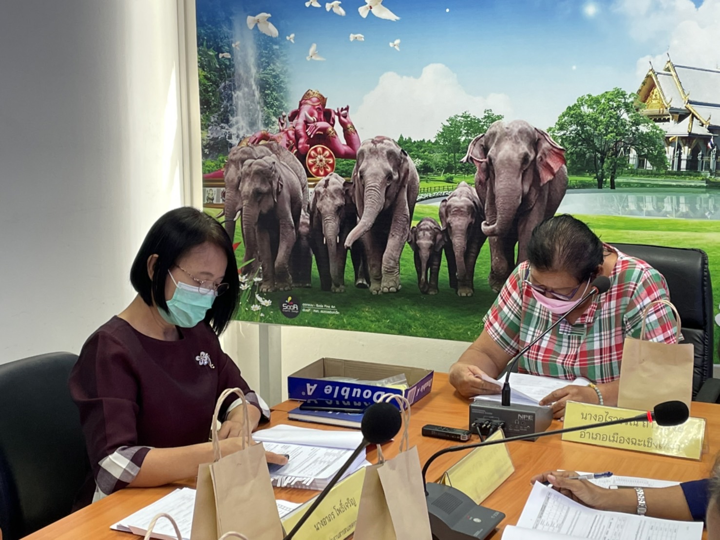 ???‍♀️??‍?พช.ฉะเชิงเทรา ประชุมคณะทำงานขับเคลื่อนกองทุนพัฒนาบทบาทสตรี จังหวัดฉะเชิงเทรา ครั้งที่ 3/2565