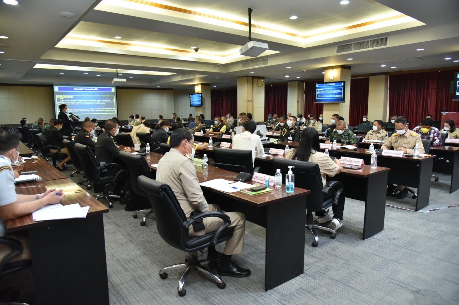 ???พช.ฉะเชิงเทรา ร่วมประชุมรับฟังเพื่อชี้แจงแผนและคำสั่งการปฏิบัติถวายความปลอดภัยฯ สมเด็จพระกนิษฐาธิราชเจ้า กรมสมเด็จพระเทพรัตนราชสุดาฯ สยามบรมราชกุมารี เสด็จพระราชดำเนินไปทอดพระเนตรโครงการศูนย์ศึกษาการพัฒนาเขาหินซ้อนอันเนื่องมาจากพระราชดำริ และเสด็จพระราชดำเนินไปในการพระราชทานเพลิงศพ พระธรรมมังคลาจารย์ (ประยงค์ ปิยวณฺโณ)