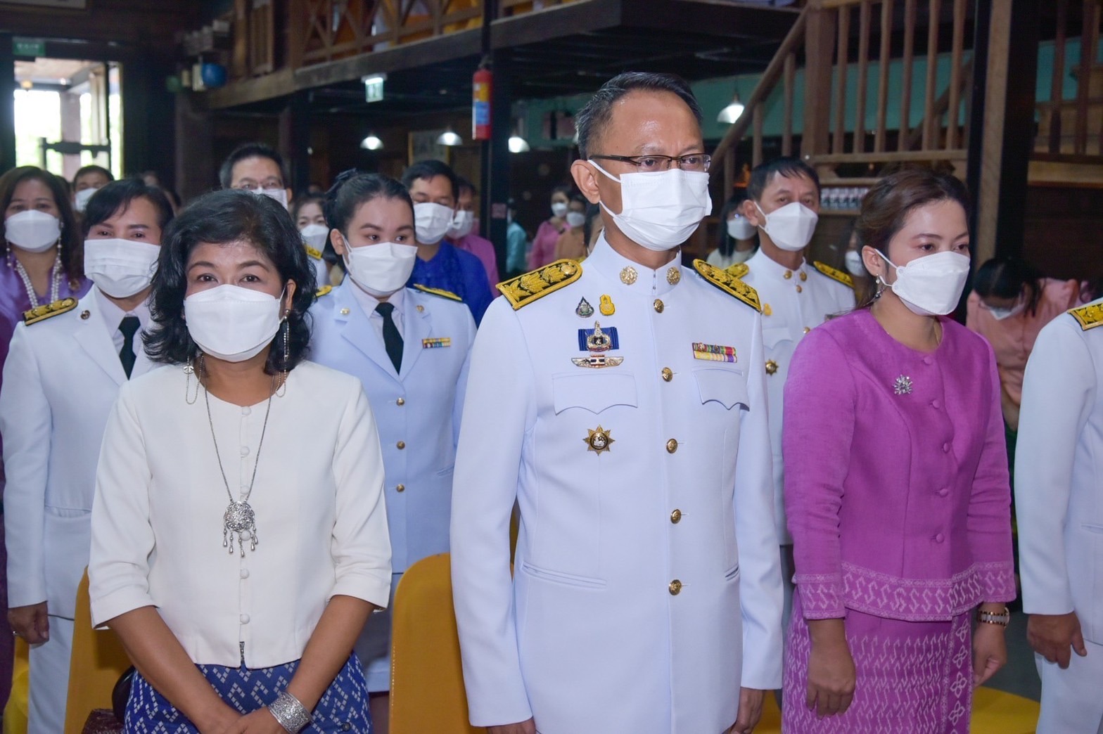 ???พช.ฉะเชิงเทรา จัดพิธีมอบลายผ้าพระราชทาน “ผ้าขิดลายนารีรัตนราชกัญญา” และโครงการรวมพลังสตรี สร้างอาชีพเสริม เพิ่มรายได้