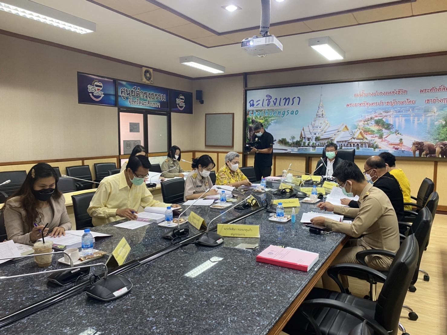 ??‍??‍♀️พช.ฉะเชิงเทรา ประชุมคณะอนุกรรมการบริหารกองทุนพัฒนาบทบาทสตรีระดับจังหวัด จังหวัดฉะเชิงเทรา ครั้งที่ 3 ประจำปี 2565