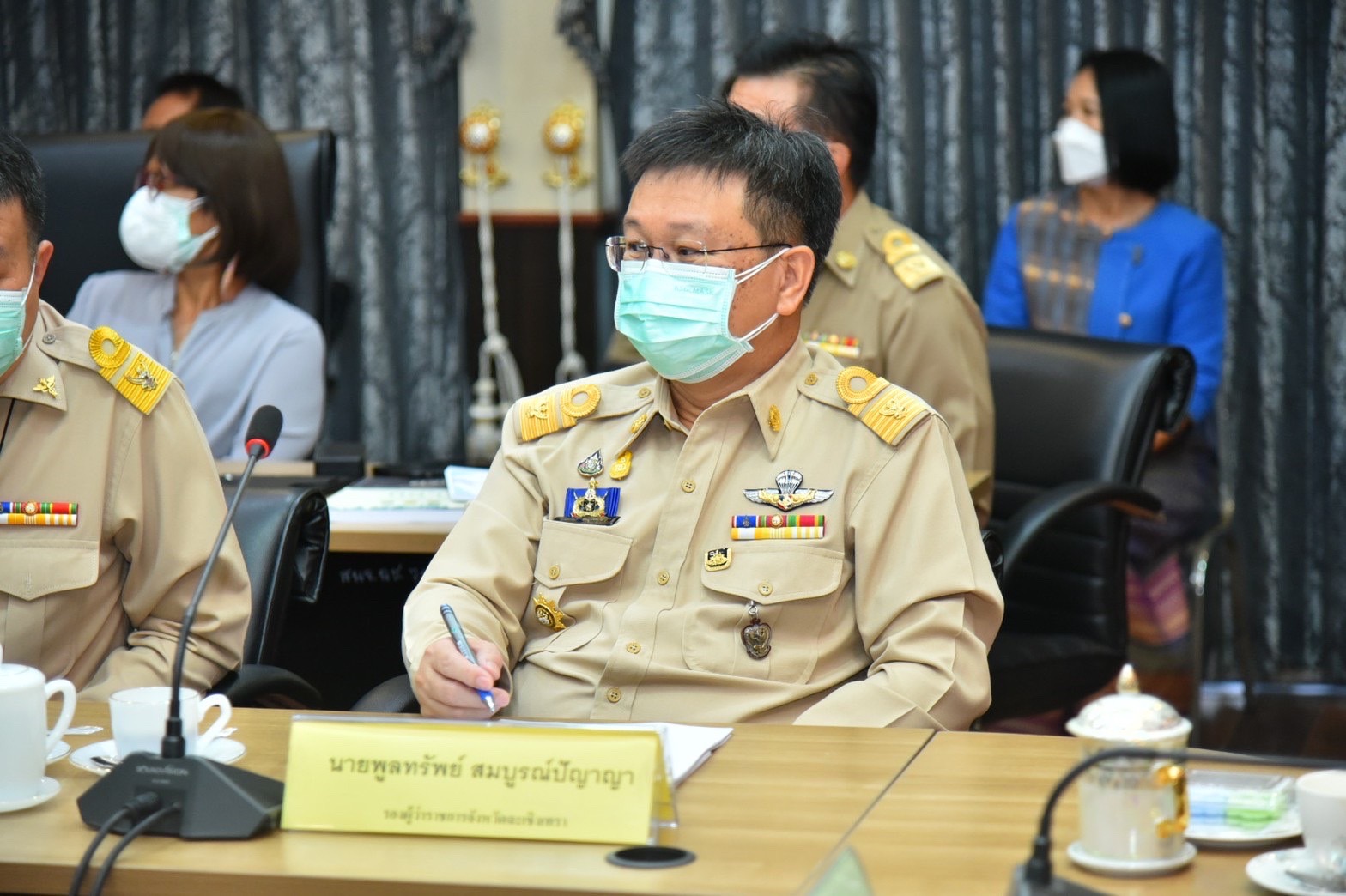 ???พช.ฉะเชิงเทรา ประชุมซักซ้อมการขับเคลื่อนการดำเนินงานขจัดความยากจนและพัฒนาคนทุกช่วงวัยอย่างยั่งยืนตามหลักปรัชญาของเศรษฐกิจพอเพียงในระดับพื้นที่