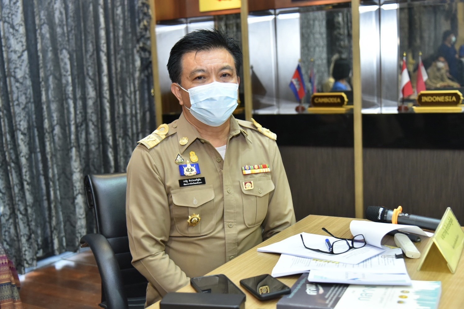 ???พช.ฉะเชิงเทรา ประชุมซักซ้อมการขับเคลื่อนการดำเนินงานขจัดความยากจนและพัฒนาคนทุกช่วงวัยอย่างยั่งยืนตามหลักปรัชญาของเศรษฐกิจพอเพียงในระดับพื้นที่