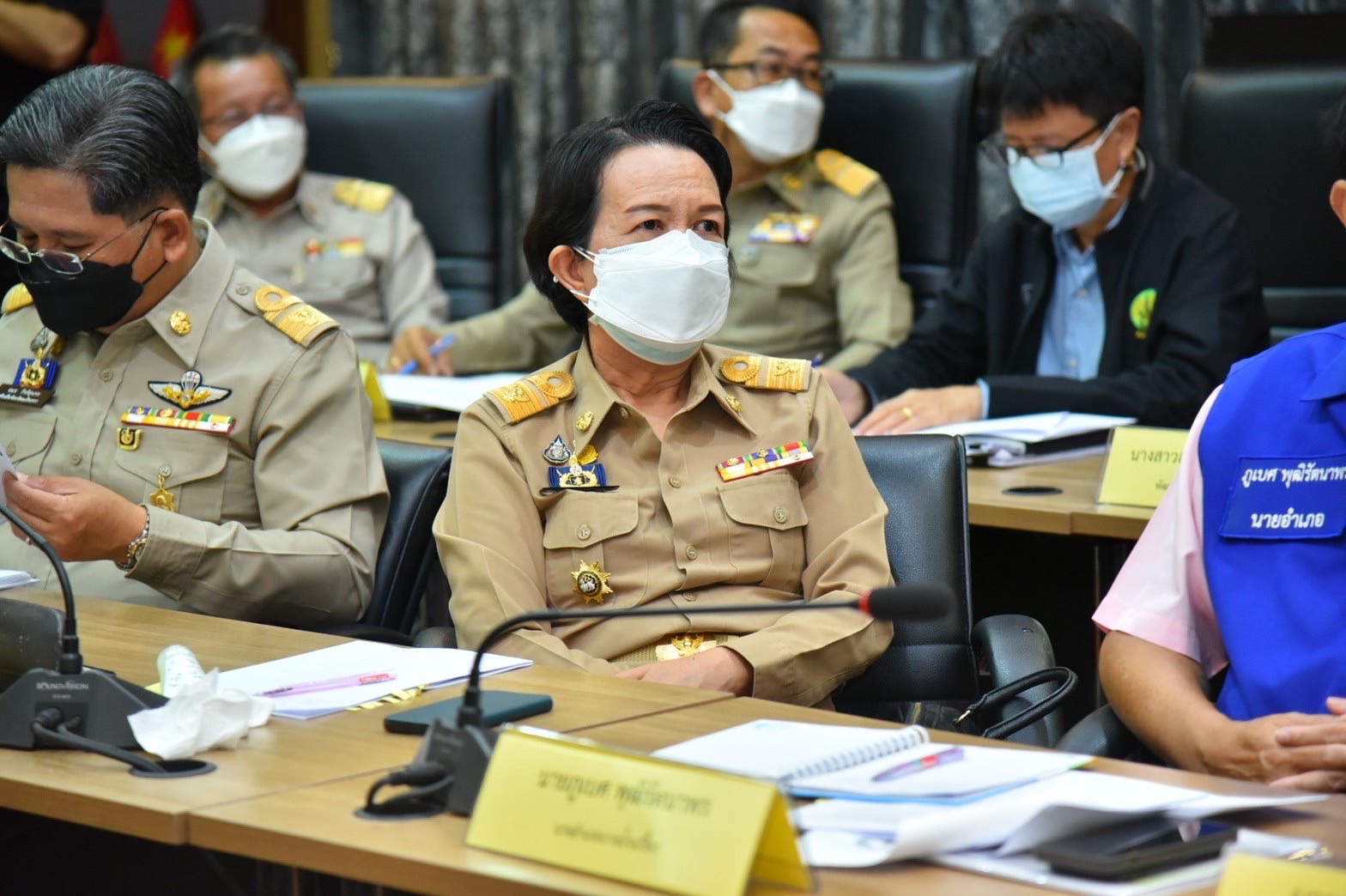 ???พช.ฉะเชิงเทรา ประชุมซักซ้อมการขับเคลื่อนการดำเนินงานขจัดความยากจนและพัฒนาคนทุกช่วงวัยอย่างยั่งยืนตามหลักปรัชญาของเศรษฐกิจพอเพียงในระดับพื้นที่