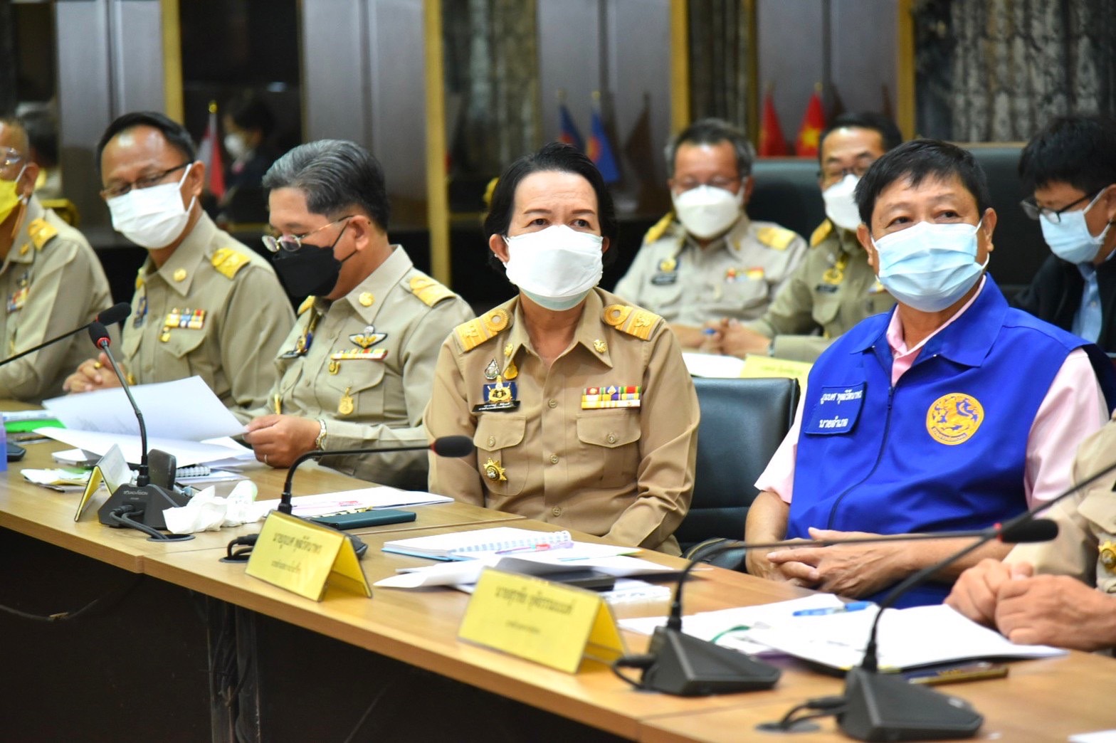 ???พช.ฉะเชิงเทรา ประชุมซักซ้อมการขับเคลื่อนการดำเนินงานขจัดความยากจนและพัฒนาคนทุกช่วงวัยอย่างยั่งยืนตามหลักปรัชญาของเศรษฐกิจพอเพียงในระดับพื้นที่