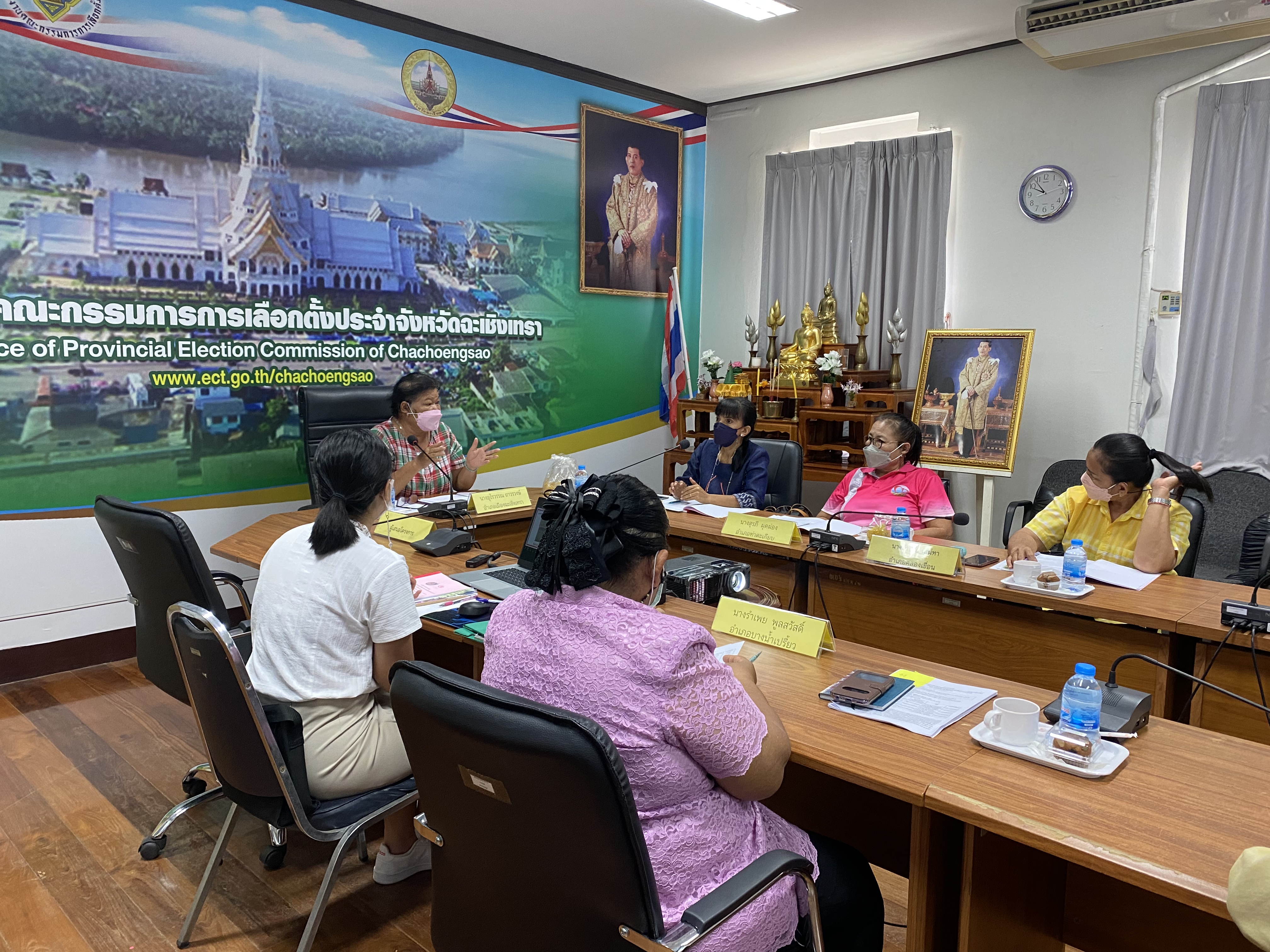 ???130 ปี กระทรวงมหาดไทย ? ฉะเชิงเทรา :แม่น้ำบางปะกงแหล่งชีวิต พระศักดิ์สิทธิ์หลวงพ่อโสธร พระยาศรีสุนทรปราชญ์ภาษาไทย  เขาอ่างฤาไนป่าสมบูรณ์ ?  ??‍???‍?พช.ฉะเชิงเทรา ประชุมคณะทำงานขับเคลื่อนกองทุนพัฒนาบทบาทสตรีจังหวัดฉะเชิงเทรา ครั้งที่ 4/2565