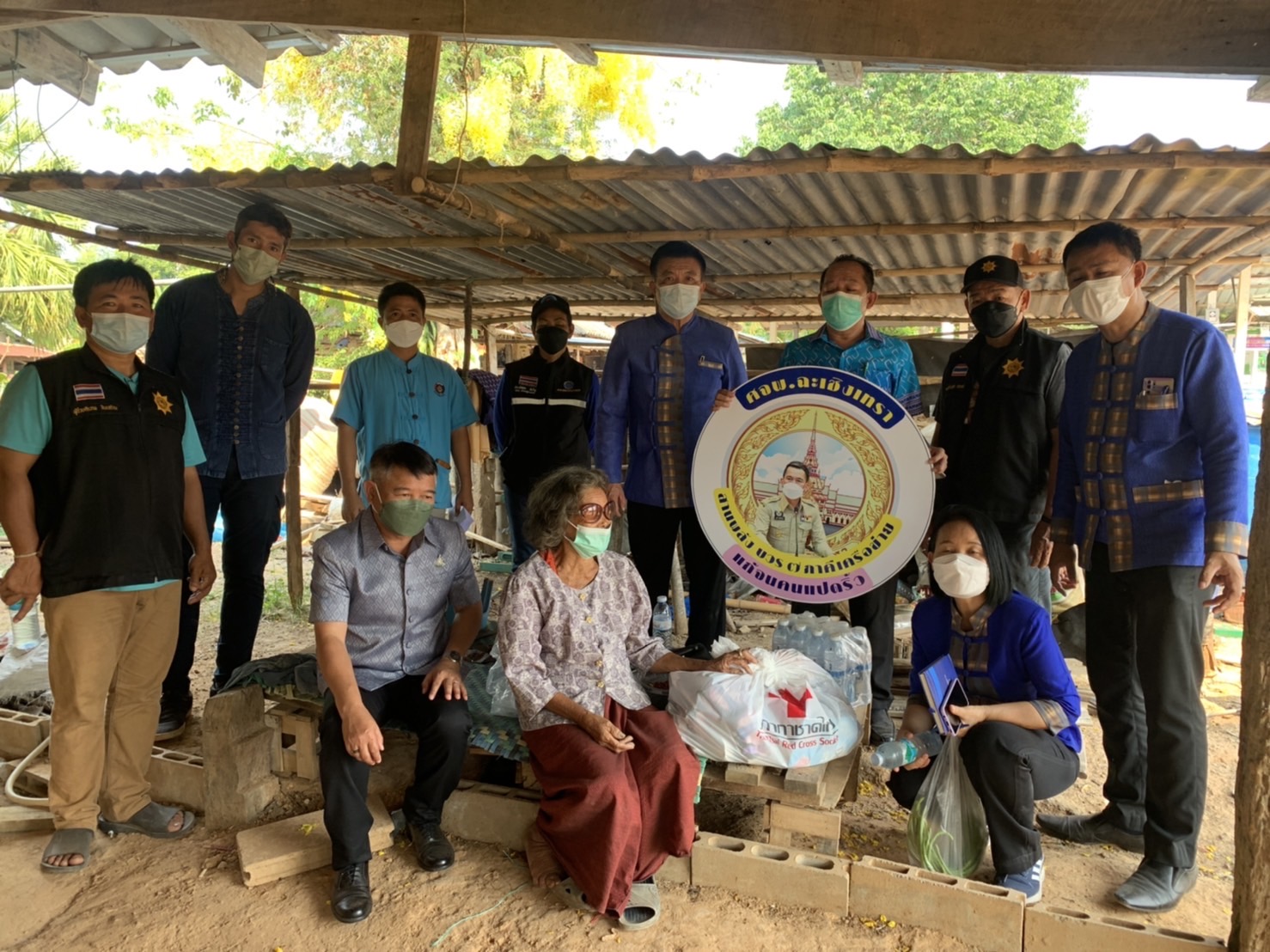 ???พช.ฉะเชิงเทรา ลงพื้นที่ติดตามการขับเคลื่อนการดำเนินงานขจัดความยากจนและพัฒนาคนทุกช่วงวัยอย่างยั่งยืนตามหลักปรัชญาของเศรษฐกิจพอเพียง