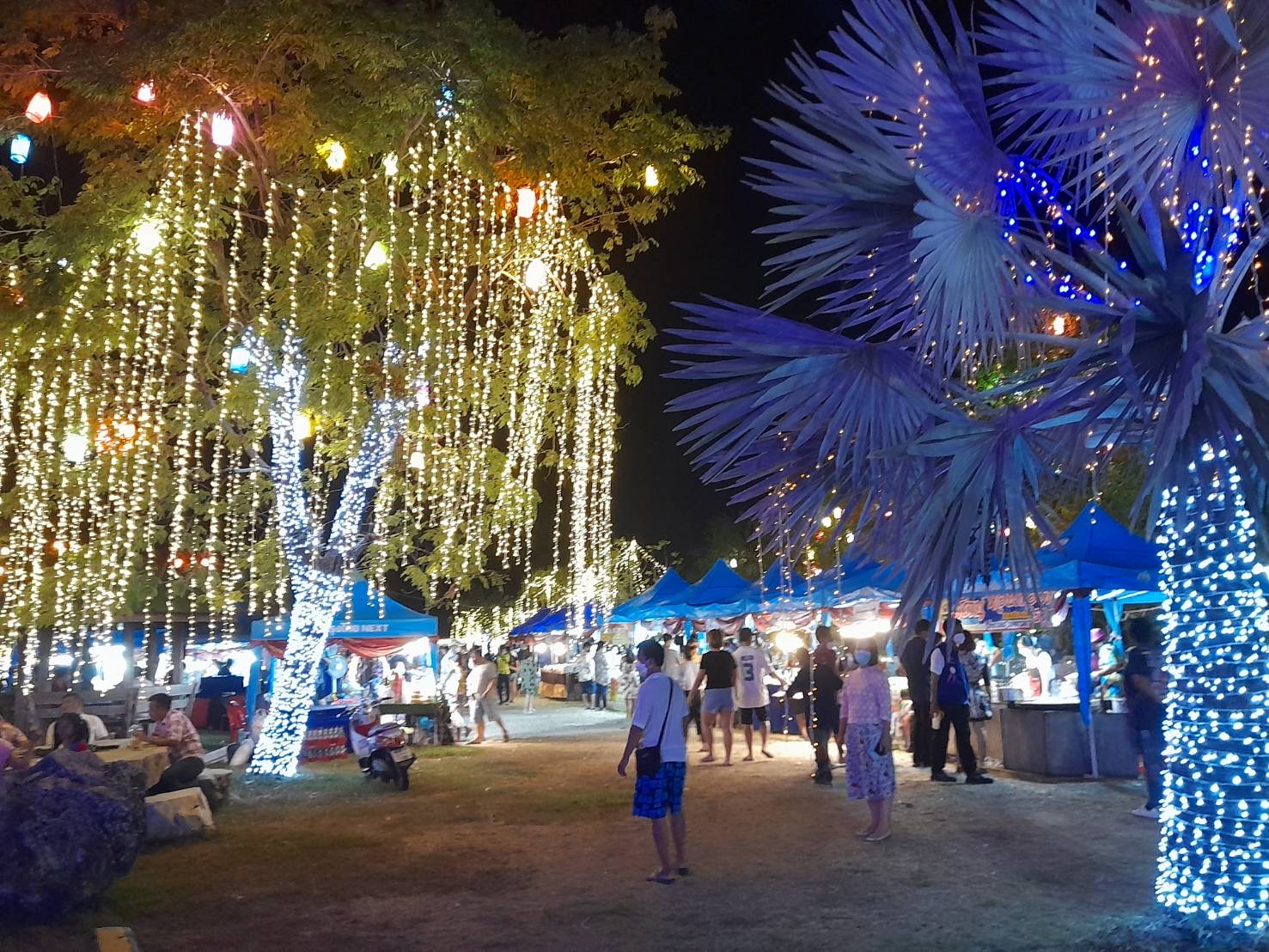 ???130 ปี กระทรวงมหาดไทย ? ฉะเชิงเทรา :แม่น้ำบางปะกงแหล่งชีวิต พระศักดิ์สิทธิ์หลวงพ่อโสธร พระยาศรีสุนทรปราชญ์ภาษาไทย เขาอ่างฤาไนป่าสมบูรณ์ ?  ?? ปิดฉากอย่างสวยงาม ตระการตา และสนุกสนาน โครงการส่งเสริมการท่องเที่ยวเชิงวัฒนธรรม และประวัติศาสตร์ เชิดชูเกียรติ และเฉลิมฉลอง ในวาระ ๒๐๐ ปี ชาตกาล“พระยาศรีสุนทรโวหาร (น้อย อาจารยางกูร) บุคคลสำคัญของโลก