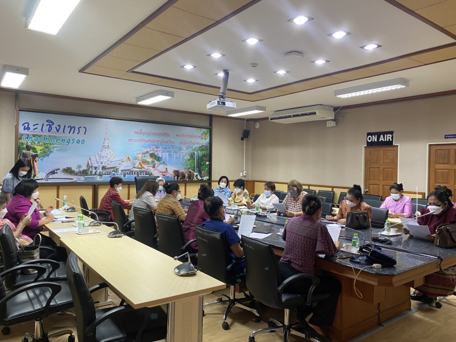 ???‍??‍?การประชุมคณะกรรมการพัฒนาสตรีจังหวัดฉะเชิงเทรา ครั้งที่ 1/2565