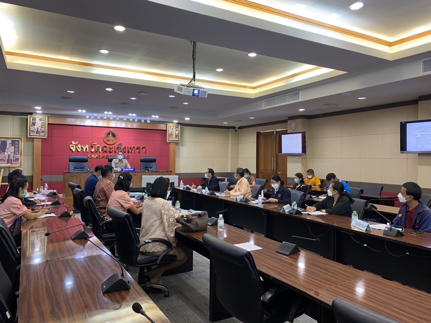 ????พช.ฉะเชิงเทรา ประชุมเตรียมเข้าเฝ้าฯ ถวายผลผลิตทางการเกษตร แด่สมเด็จพระกนิษฐาธิราชเจ้า กรมสมเด็จพระเทพรัตนราชสุดา เจ้าฟ้ามหาจักรีสิรินธร มหาวชิราลงกรณวรราชภักดี สิริกิจการิณี พีระพัฒน์ รัฐสีมาคุณากรปิยชาติ สยามบรมราชกุมารี