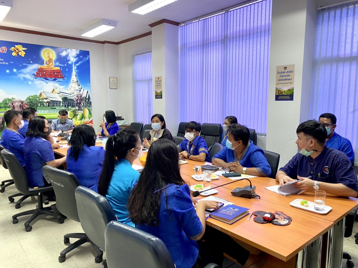 ???พช.ฉะเชิงเทรา ประชุมการตรวจราชการตามนโยบายของรัฐบาล และกระทรวงมหาดไทย ตรวจราชการบูรณาการตามข้อสั่งการอธิบดีและตรวจราชการตามแผนปฏิบัติราชการกรมฯ ของผู้ตรวจราชการกรมฯ เขตตรวจราชการที่ 8 กลุ่มจังหวัดภาคตะวันออก 1 (จังหวัดฉะเชิงเทรา ชลบุรี ระยอง)