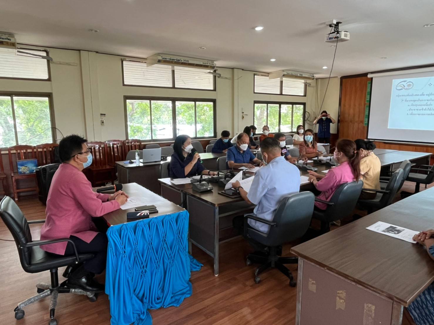 ???130 ปี กระทรวงมหาดไทย ? ฉะเชิงเทรา : แม่น้ำบางปะกงแหล่งชีวิต พระศักดิ์สิทธิ์หลวงพ่อโสธร พระยาศรีสุนทรปราชญ์ภาษาไทย เขาอ่างฤาไนป่าสมบูรณ์ ? ? “พช.ฉะเชิงเทรา​ ดำเนินการคัดเลือกคนกองทุนพัฒนาบทบาทสตรี​ระดับจังหวัด” พช.ฉะเชิงเทรา และคณะกรรมการคัดเลือกคนกองทุนพัฒนาบทบาทสตรี​ ลงพื้นที่พิจารณาคัดเลือกคนกองทุนพัฒนาบทบาทสตรีระดับจังหวัด​ ประจำปี​ 2565