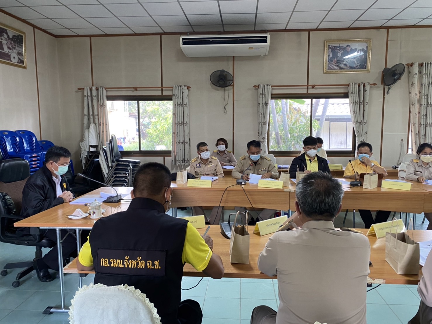 ???130 ปี กระทรวงมหาดไทย ? ฉะเชิงเทรา : แม่น้ำบางปะกงแหล่งชีวิต พระศักดิ์สิทธิ์หลวงพ่อโสธร พระยาศรีสุนทรปราชญ์ภาษาไทย เขาอ่างฤาไนป่าสมบูรณ์ ? ? ??พช.ฉะเชิงเทรา ประชุมคณะกรรมการคัดเลือกหมู่บ้านต้นแบบการน้อมนำแนวพระราชดำริ ระดับจังหวัด ครั้งที่ 2/2565 โครงการ 9 : 10 ปฏิบัติบูชา “สืบสาน รักษา ต่อยอด” เพื่อการพัฒนาชุมชน ประจำปี 2565