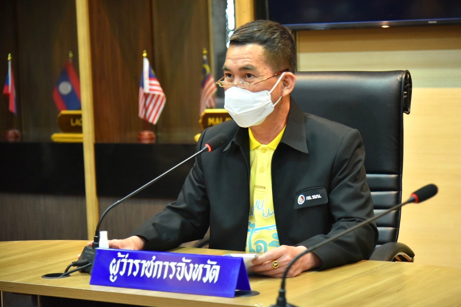 ???130 ปี กระทรวงมหาดไทย ? ฉะเชิงเทรา : แม่น้ำบางปะกงแหล่งชีวิต พระศักดิ์สิทธิ์หลวงพ่อโสธร พระยาศรีสุนทรปราชญ์ภาษาไทย เขาอ่างฤาไนป่าสมบูรณ์ ? ? ???พช.ฉะเชิงเทรา ร่วมรับมอบหนังสือและนิตยสารในเครือมติชน พ็อกเก็ตบุ๊ค และนิตยสารศิลปวัฒนธรรม ในเครือมติชน ภายใต้โครงการ“ส่งมอบความรู้สู่สังคมไทย”