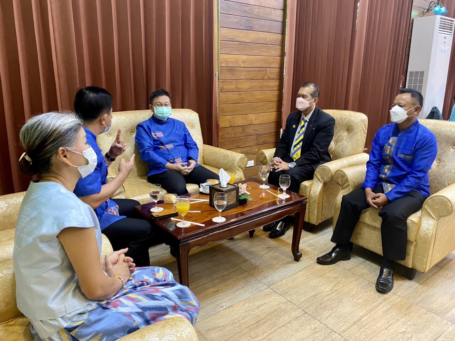 ???130 ปี กระทรวงมหาดไทย ? ฉะเชิงเทรา : แม่น้ำบางปะกงแหล่งชีวิต พระศักดิ์สิทธิ์หลวงพ่อโสธร พระยาศรีสุนทรปราชญ์ภาษาไทย เขาอ่างฤาไนป่าสมบูรณ์ ? ? ???จังหวัดฉะเชิงเทรา ดำเนินการโครงการการคัดสรรสุดยอดหนึ่งตำบล หนึ่งผลิตภัณฑ์ไทย ปี พ.ศ. 2565 (OTOP Product Champion : OPC) ระดับจังหวัด