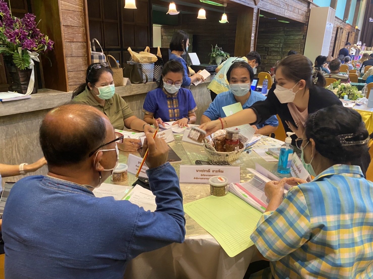 ???130 ปี กระทรวงมหาดไทย ? ฉะเชิงเทรา : แม่น้ำบางปะกงแหล่งชีวิต พระศักดิ์สิทธิ์หลวงพ่อโสธร พระยาศรีสุนทรปราชญ์ภาษาไทย เขาอ่างฤาไนป่าสมบูรณ์ ? ? ???จังหวัดฉะเชิงเทรา ดำเนินการโครงการการคัดสรรสุดยอดหนึ่งตำบล หนึ่งผลิตภัณฑ์ไทย ปี พ.ศ. 2565 (OTOP Product Champion : OPC) ระดับจังหวัด