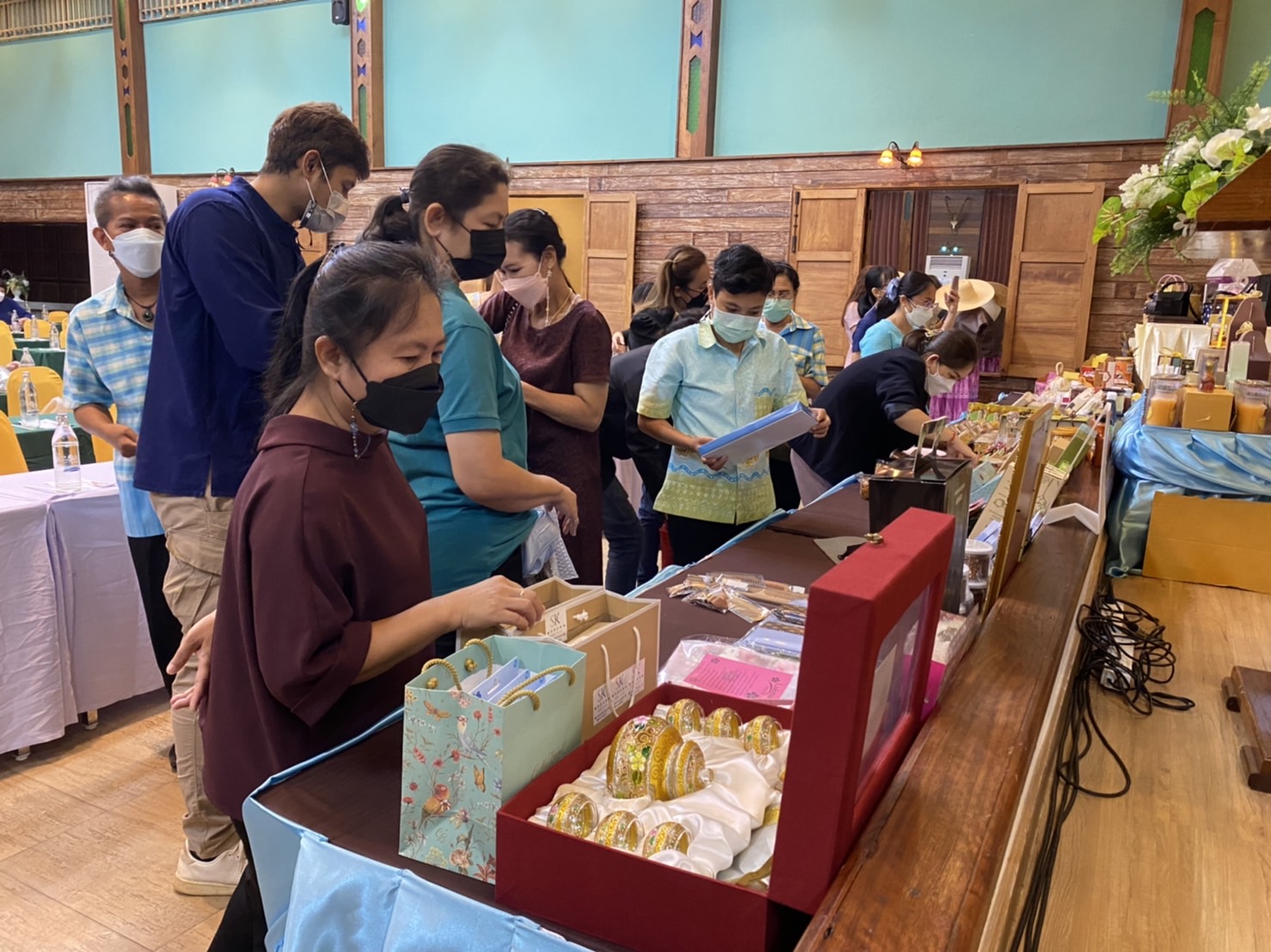 ???130 ปี กระทรวงมหาดไทย ? ฉะเชิงเทรา : แม่น้ำบางปะกงแหล่งชีวิต พระศักดิ์สิทธิ์หลวงพ่อโสธร พระยาศรีสุนทรปราชญ์ภาษาไทย เขาอ่างฤาไนป่าสมบูรณ์ ? ? ???จังหวัดฉะเชิงเทรา ดำเนินการโครงการการคัดสรรสุดยอดหนึ่งตำบล หนึ่งผลิตภัณฑ์ไทย ปี พ.ศ. 2565 (OTOP Product Champion : OPC) ระดับจังหวัด