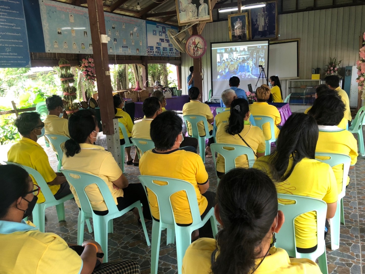 พช.ฉะเชิงเทรา ร่วมกิจกรรมการประกวดผู้นำจิตอาสาพัฒนาชุมชนดีเด่น โครงการเสริมสร้างและพัฒนาผู้นำการเปลี่ยนแปลง ประจำปีงบประมาณ พ.ศ.2565