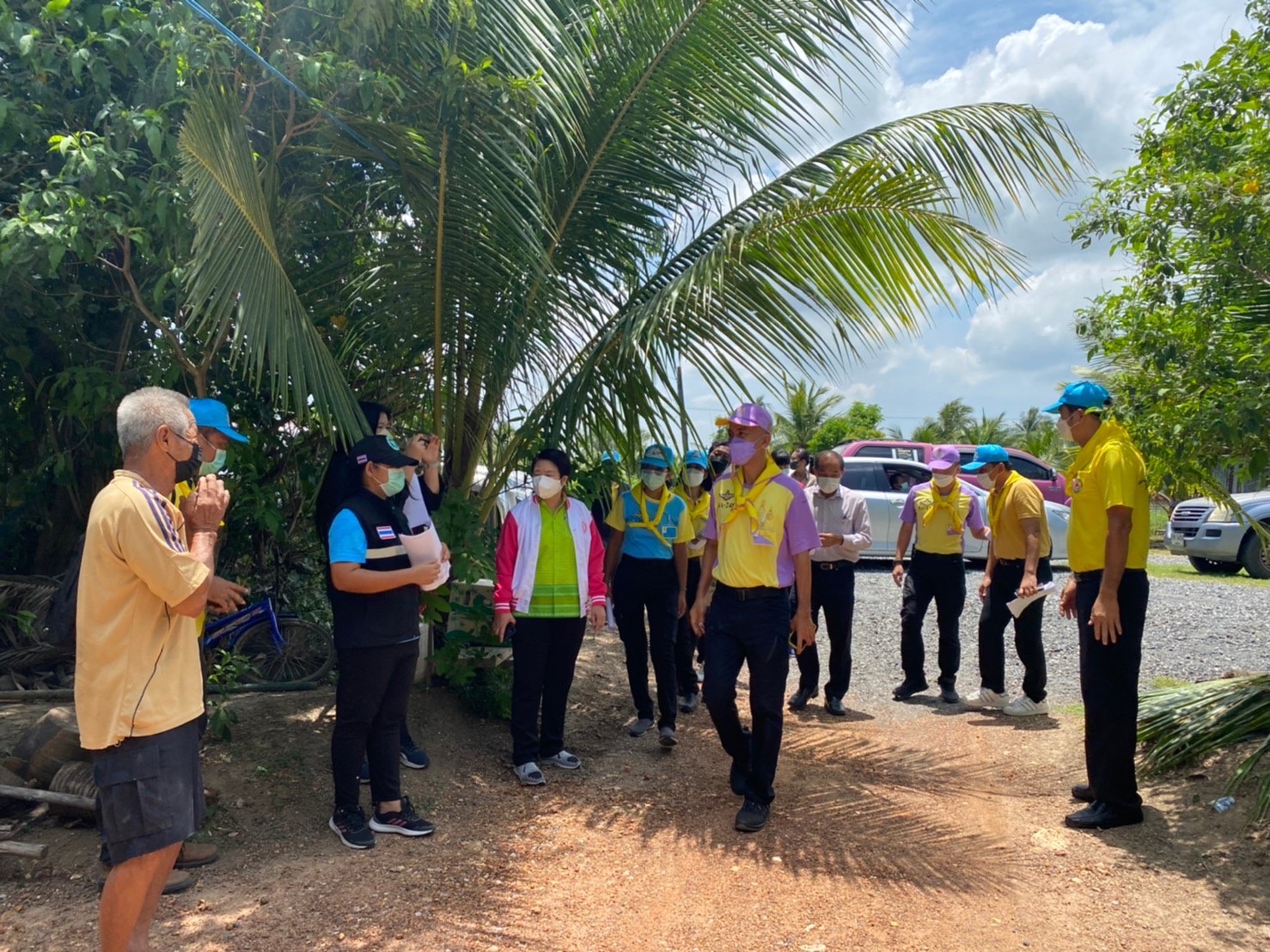 ???130 ปี กระทรวงมหาดไทย ? ฉะเชิงเทรา : แม่น้ำบางปะกงแหล่งชีวิต พระศักดิ์สิทธิ์หลวงพ่อโสธร พระยาศรีสุนทรปราชญ์ภาษาไทย เขาอ่างฤาไนป่าสมบูรณ์ ? ? “สานพลัง บวร ร่วมแรง 7 ภาคีเครือข่าย แก้จนคนแปดริ้ว” พช.ฉะเชิงเทรา ลงพื้นที่ติดตามความก้าวหน้าการขับเคลื่อนการดำเนินงานขจัดความยากจนและพัฒนาคน ทุกช่วงวัยอย่างยั่งยืนตามหลักปรัชญาของเศรษฐกิจพอเพียง (ศจพ.) ในระดับพื้นที่