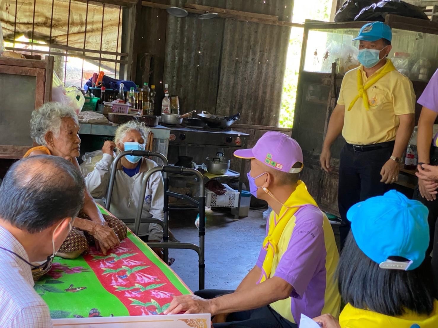 ???130 ปี กระทรวงมหาดไทย ? ฉะเชิงเทรา : แม่น้ำบางปะกงแหล่งชีวิต พระศักดิ์สิทธิ์หลวงพ่อโสธร พระยาศรีสุนทรปราชญ์ภาษาไทย เขาอ่างฤาไนป่าสมบูรณ์ ? ? “สานพลัง บวร ร่วมแรง 7 ภาคีเครือข่าย แก้จนคนแปดริ้ว” พช.ฉะเชิงเทรา ลงพื้นที่ติดตามความก้าวหน้าการขับเคลื่อนการดำเนินงานขจัดความยากจนและพัฒนาคน ทุกช่วงวัยอย่างยั่งยืนตามหลักปรัชญาของเศรษฐกิจพอเพียง (ศจพ.) ในระดับพื้นที่