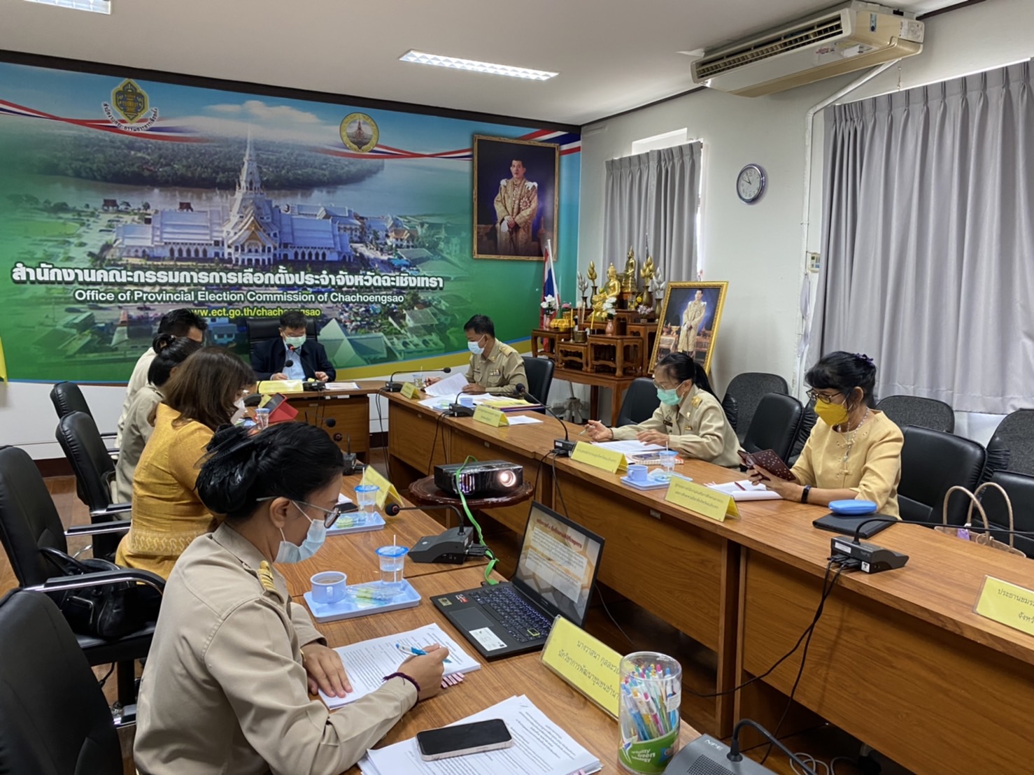 ???130 ปี กระทรวงมหาดไทย ? ฉะเชิงเทรา : แม่น้ำบางปะกงแหล่งชีวิต พระศักดิ์สิทธิ์หลวงพ่อโสธร พระยาศรีสุนทรปราชญ์ภาษาไทย เขาอ่างฤาไนป่าสมบูรณ์ ? ? ??‍?พช.ฉะเชิงเทรา ประชุมคณะกรรมการรับรองมาตรฐานการพัฒนาชุมชน (มชช.) จังหวัดฉะเชิงเทรา และคณะกรรมการคัดสรรกิจกรรมพัฒนาชุมชนดีเด่นระดับจังหวัด ประจำปี 2565