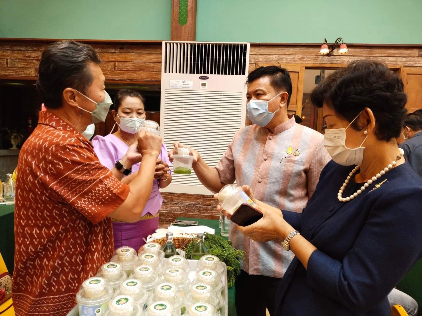 ???130 ปี กระทรวงมหาดไทย ? ฉะเชิงเทรา : แม่น้ำบางปะกงแหล่งชีวิต พระศักดิ์สิทธิ์หลวงพ่อโสธร พระยาศรีสุนทรปราชญ์ภาษาไทย เขาอ่างฤาไนป่าสมบูรณ์ ? ? ??‍♂️?พช.ฉะเชิงเทรา ประชุมคณะกรรมการเครือข่ายองค์ความรู้ (Knowledge – Based OTOP: KBO) จังหวัดฉะเชิงเทรา ครั้งที่ 2/2565