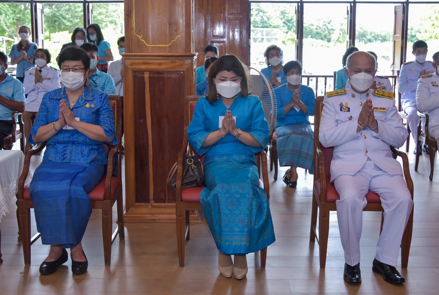 ???130 ปี กระทรวงมหาดไทย ? ฉะเชิงเทรา : แม่น้ำบางปะกงแหล่งชีวิต พระศักดิ์สิทธิ์หลวงพ่อโสธร พระยาศรีสุนทรปราชญ์ภาษาไทย เขาอ่างฤาไนป่าสมบูรณ์ ? ? ??‍??พช.ฉะเชิงเทรา จัดโครงการ “90 พรรษา 999 สมทบทุนศรัทธา ทุนปัญญา กองทุนแม่ของแผ่นดิน ทุนตั้งต้นแห่งความดีงาม ในโอกาสที่ สมเด็จพระนางเจ้าสิริกิติ์ พระบรมราชินีนาถ พระบรมราชชนนีพันปีหลวง ทรงพระกรุณาโปรดเกล้าฯ พระราชทานเงินจากพระปัญญาวิสุทธิโมลี ถวายให้กองทุนแม่ของแผ่นดินหมู่บ้านภูเขาทอง และพิธีทอดผ้าป่าการกุศล สมทบกองทุนแม่ของแผ่นดินฯ ในงานทำบุญอายุวัฒนมงคลครบ 51 ปี พระปัญญาวิสุทธิโมลี เจ้าคณะจังหวัดลพบุรี (ธรรมยุต) เจ้าอาวาสวัดพระนางจามเทวี และผู้รักษาการแทนเจ้าอาวาสวัดโพนงาม