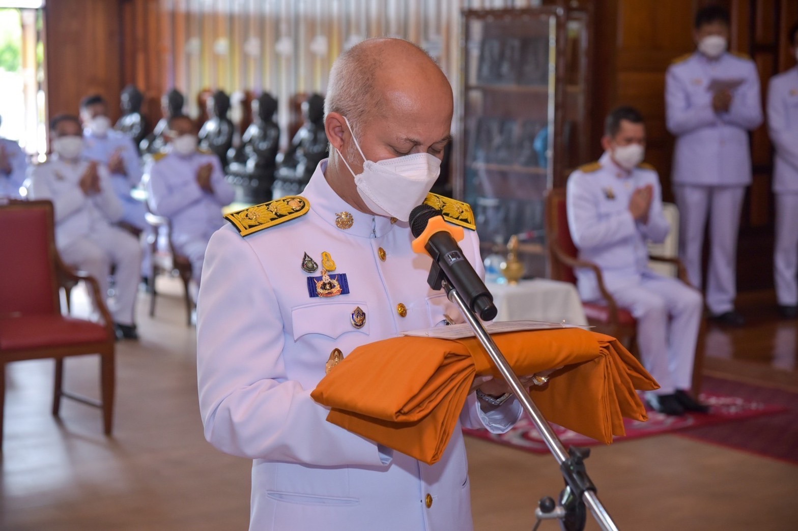 ???130 ปี กระทรวงมหาดไทย ? ฉะเชิงเทรา : แม่น้ำบางปะกงแหล่งชีวิต พระศักดิ์สิทธิ์หลวงพ่อโสธร พระยาศรีสุนทรปราชญ์ภาษาไทย เขาอ่างฤาไนป่าสมบูรณ์ ? ? ??‍??พช.ฉะเชิงเทรา จัดโครงการ “90 พรรษา 999 สมทบทุนศรัทธา ทุนปัญญา กองทุนแม่ของแผ่นดิน ทุนตั้งต้นแห่งความดีงาม ในโอกาสที่ สมเด็จพระนางเจ้าสิริกิติ์ พระบรมราชินีนาถ พระบรมราชชนนีพันปีหลวง ทรงพระกรุณาโปรดเกล้าฯ พระราชทานเงินจากพระปัญญาวิสุทธิโมลี ถวายให้กองทุนแม่ของแผ่นดินหมู่บ้านภูเขาทอง และพิธีทอดผ้าป่าการกุศล สมทบกองทุนแม่ของแผ่นดินฯ ในงานทำบุญอายุวัฒนมงคลครบ 51 ปี พระปัญญาวิสุทธิโมลี เจ้าคณะจังหวัดลพบุรี (ธรรมยุต) เจ้าอาวาสวัดพระนางจามเทวี และผู้รักษาการแทนเจ้าอาวาสวัดโพนงาม