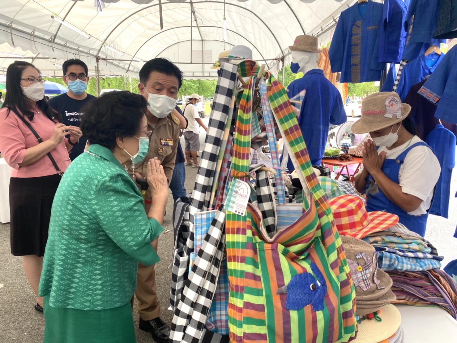 ??พช.ฉะเชิงเทรา จัดกิจกรรมทดสอบตลาด โครงการส่งเสริมกระบวนการเครือข่ายองค์ความรู้ (Knowledge – Based OTOP : KBO) จังหวัด