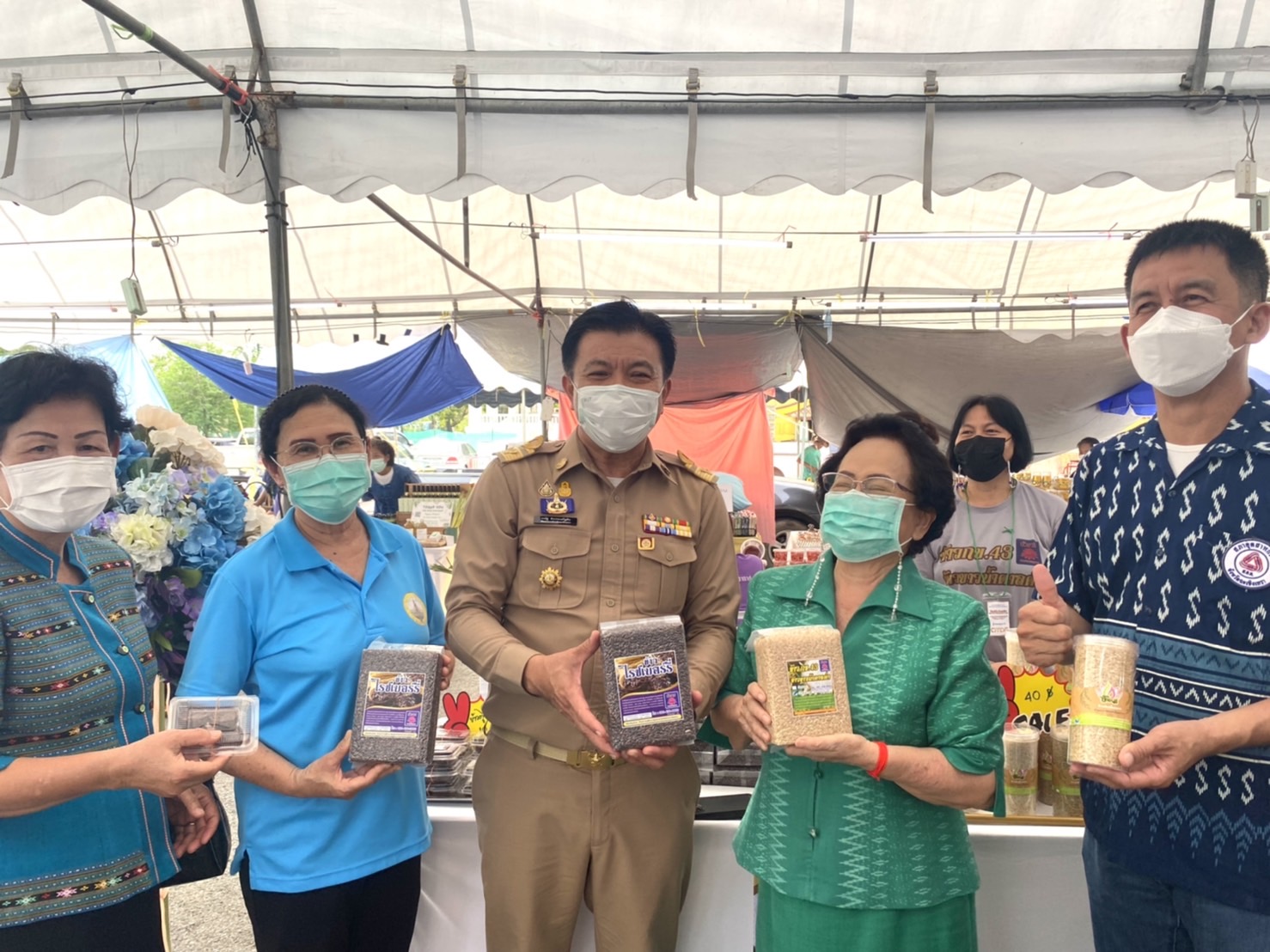 ??พช.ฉะเชิงเทรา จัดกิจกรรมทดสอบตลาด โครงการส่งเสริมกระบวนการเครือข่ายองค์ความรู้ (Knowledge – Based OTOP : KBO) จังหวัด