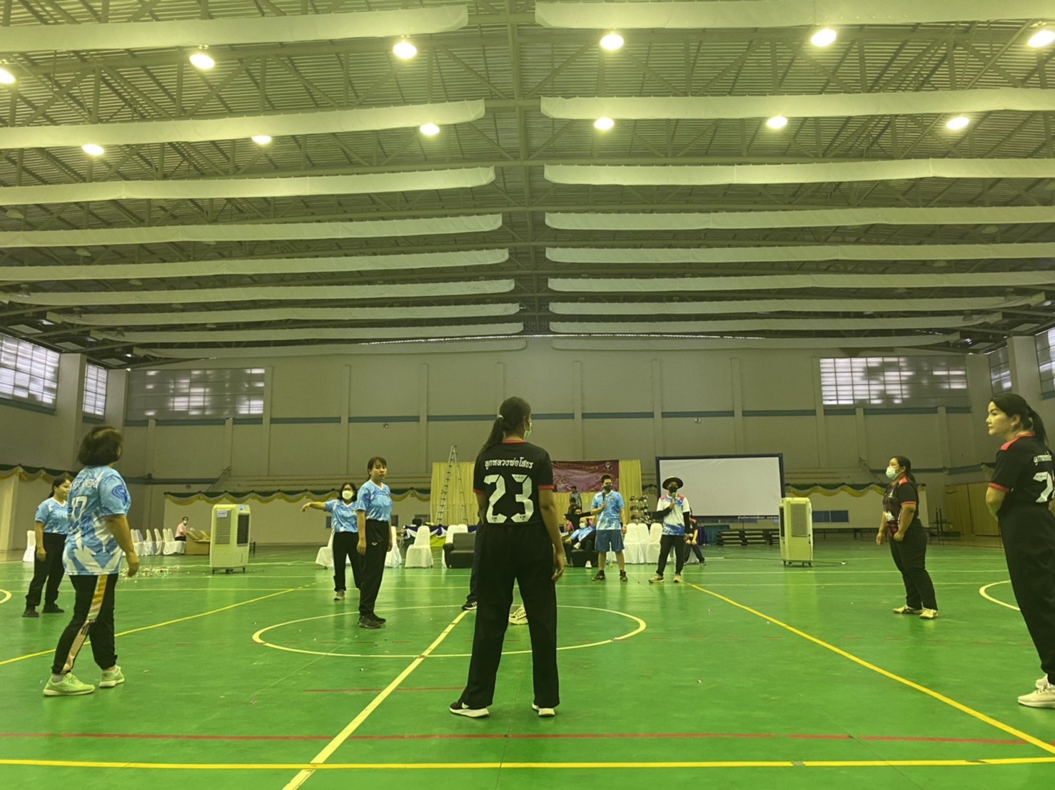 ???130 ปี กระทรวงมหาดไทย ? ฉะเชิงเทรา :แม่น้ำบางปะกงแหล่งชีวิต พระศักดิ์สิทธิ์หลวงพ่อโสธร พระยาศรีสุนทรปราชญ์ภาษาไทย เขาอ่างฤาไนป่าสมบูรณ์ ? ? ??พช.ฉะเชิงเทรา ร่วมกิจกรรมการแข่งขันกีฬาเชื่อมความสามัคคี ภายใต้โครงการ “สานสัมพันธ์น้องพี่ 60 พช.” เขตตรวจราชการที่ 8 (ชลบุรี ระยอง ฉะเชิงเทรา)