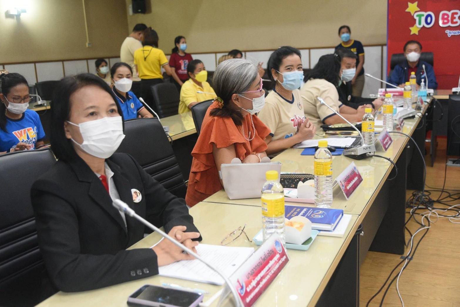 ??พช. ฉะเชิงเทรา ลงพื้นที่เพื่อตรวจเยี่ยมและเก็บคะแนนการประกวด TO BE NUMBER ONE ระดับเพชรและยอดเพชร