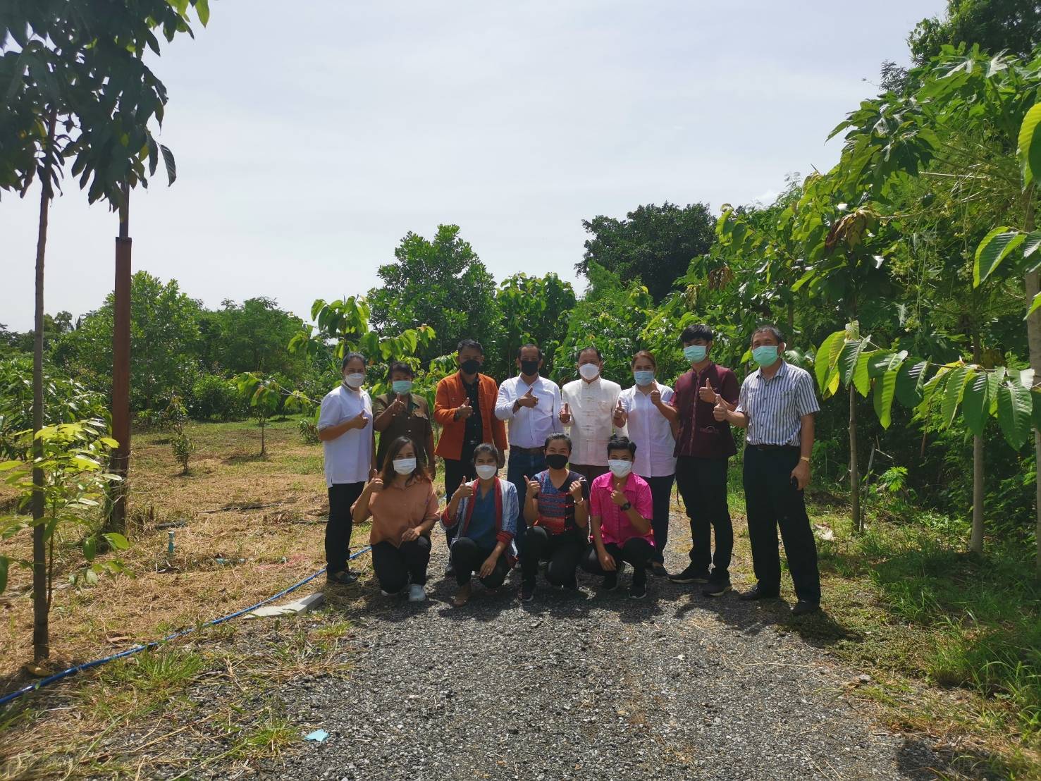 ???130 ปี กระทรวงมหาดไทย ? ฉะเชิงเทรา :แม่น้ำบางปะกงแหล่งชีวิต พระศักดิ์สิทธิ์หลวงพ่อโสธร พระยาศรีสุนทรปราชญ์ภาษาไทย เขาอ่างฤาไนป่าสมบูรณ์ ? ?  ??พช.ฉะเชิงเทรา ลงพื้นที่ถอดบทเรียนหมู่บ้านต้นแบบการน้อมนำแนวพระราชดำริไปประยุกต์ใช้ โครงการ 9;10 ปฏิบัติบูชา “สืบสาน รักษา ต่อยอด” เพื่อพัฒนาชุมชน ประจำปี 2565