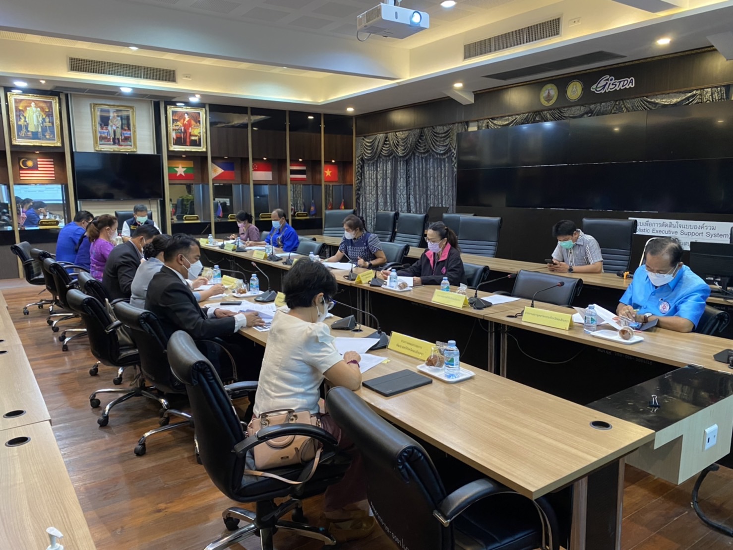 ???130 ปี กระทรวงมหาดไทย ? ฉะเชิงเทรา :แม่น้ำบางปะกงแหล่งชีวิต พระศักดิ์สิทธิ์หลวงพ่อโสธร พระยาศรีสุนทรปราชญ์ภาษาไทย เขาอ่างฤาไนป่าสมบูรณ์ ? ? ?‍?‍?‍??พช.ฉะเชิงเทรา ประชุมคณะกรรมการบริหารกองทุนพัฒนาเด็กชนบท ในพระราชูปถัมภ์สมเด็จพระเทพรัตนราชสุดาฯ สยามบรมราชกุมารี จังหวัดฉะเชิงเทรา ครั้งที่ 2/2565