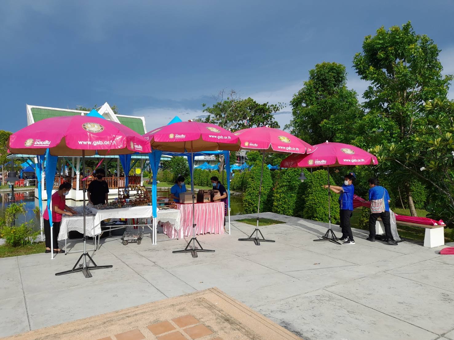 ???130 ปี กระทรวงมหาดไทย ? ฉะเชิงเทรา :แม่น้ำบางปะกงแหล่งชีวิต พระศักดิ์สิทธิ์หลวงพ่อโสธร พระยาศรีสุนทรปราชญ์ภาษาไทย เขาอ่างฤาไนป่าสมบูรณ์ ? ?  ??”เริ่มแล้ว” งานเฉลิมฉลองครบรอบ 200 ปี ชาตกาล พระยาศรีสุนทรโวหารฯ (น้อย อาจารยางกูร) พช.ฉะเชิงเทรา ประสานและอำนวยความสะดวกแก่ผู้ประกอบการ OTOP ที่เข้าร่วมงานฯ