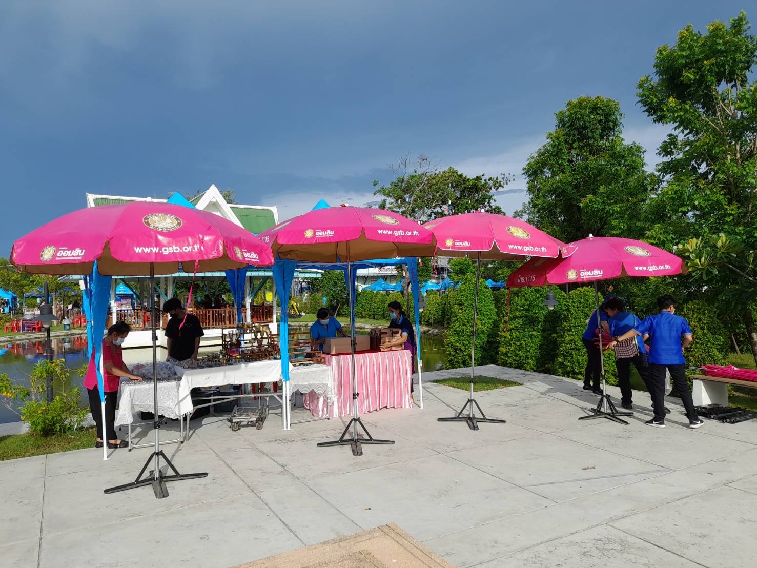 ???130 ปี กระทรวงมหาดไทย ? ฉะเชิงเทรา :แม่น้ำบางปะกงแหล่งชีวิต พระศักดิ์สิทธิ์หลวงพ่อโสธร พระยาศรีสุนทรปราชญ์ภาษาไทย เขาอ่างฤาไนป่าสมบูรณ์ ? ?  ??”เริ่มแล้ว” งานเฉลิมฉลองครบรอบ 200 ปี ชาตกาล พระยาศรีสุนทรโวหารฯ (น้อย อาจารยางกูร) พช.ฉะเชิงเทรา ประสานและอำนวยความสะดวกแก่ผู้ประกอบการ OTOP ที่เข้าร่วมงานฯ