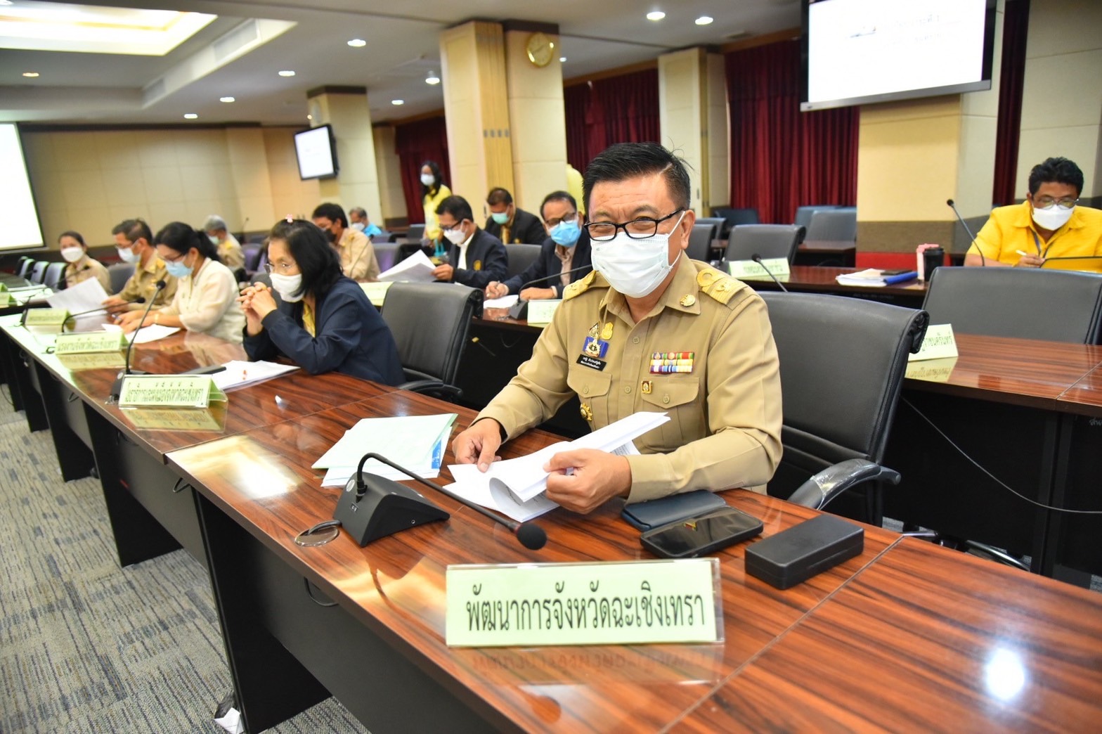 ??พช.ฉะเชิงเทรา ร่วมประชุมคณะกรรมการบริหารงานจังหวัดแบบบูรณาการ (ก.บ.จ.) จังหวัดฉะเชิงเทรา ครั้งที่ 2/2565