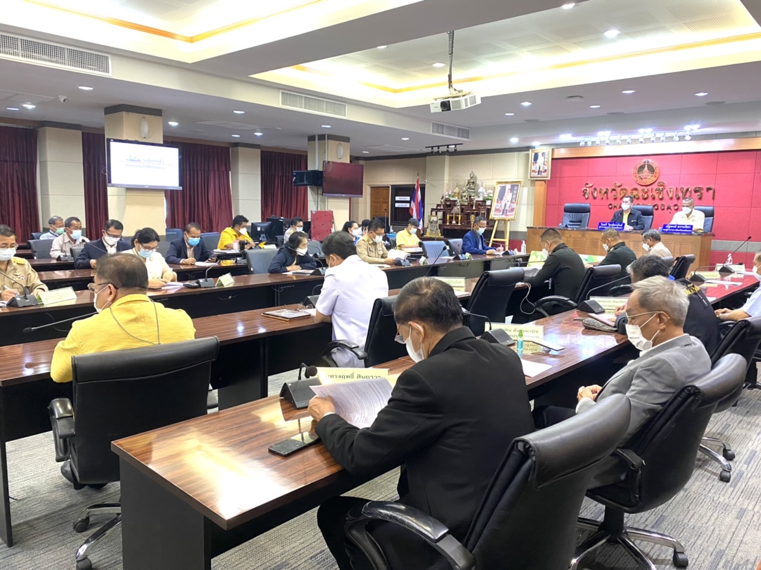 ??พช.ฉะเชิงเทรา ร่วมประชุมคณะกรรมการบริหารงานจังหวัดแบบบูรณาการ (ก.บ.จ.) จังหวัดฉะเชิงเทรา ครั้งที่ 2/2565