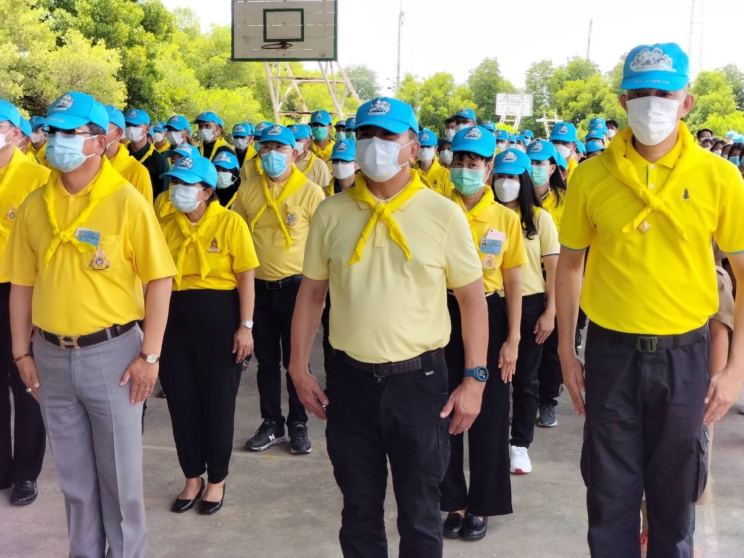 ??พช.ฉะเชิงเทรา ร่วมกิจกรรมจิตอาสาปลูกป่าชายเลนเฉลิมพระเกียรติ เนื่องในโอกาสวันเฉลิมพระชนมพรรษาพระบาทสมเด็จพระเจ้าอยู่หัว